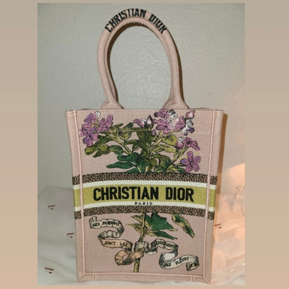 Height: 10.25 in Width: 1.50 in